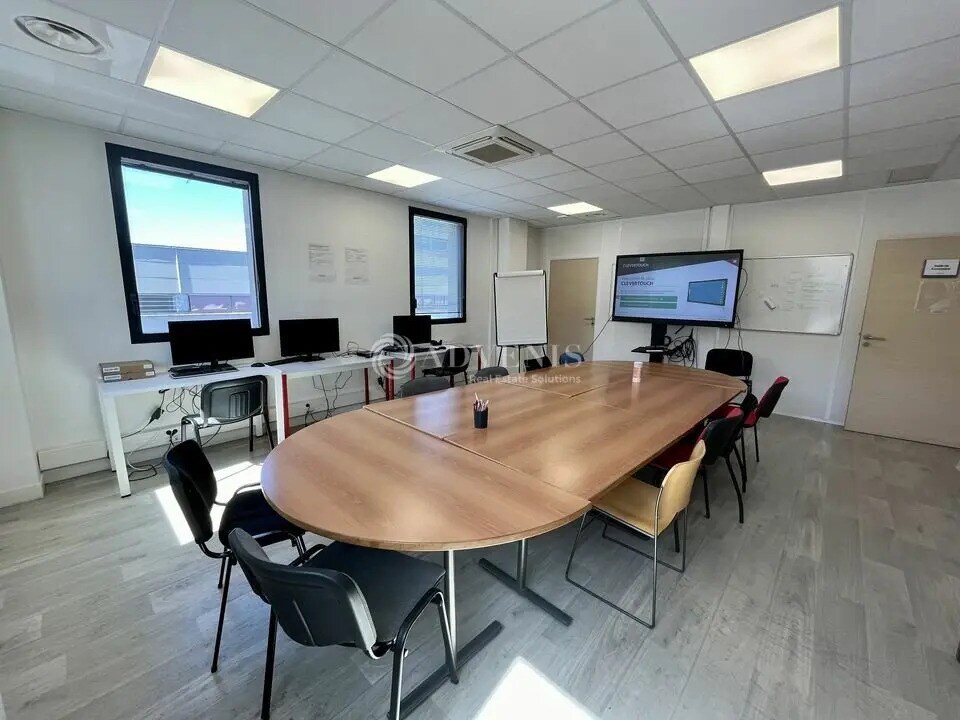 Bureau dans Le Blanc-Mesnil à louer Photo intérieure– Image 1 sur 11