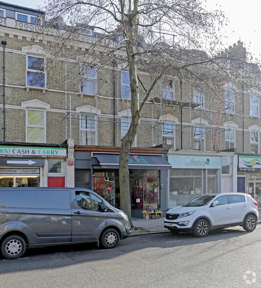 150 Tollington Park, Londres à louer - Photo de l’immeuble – Image 2 sur 2