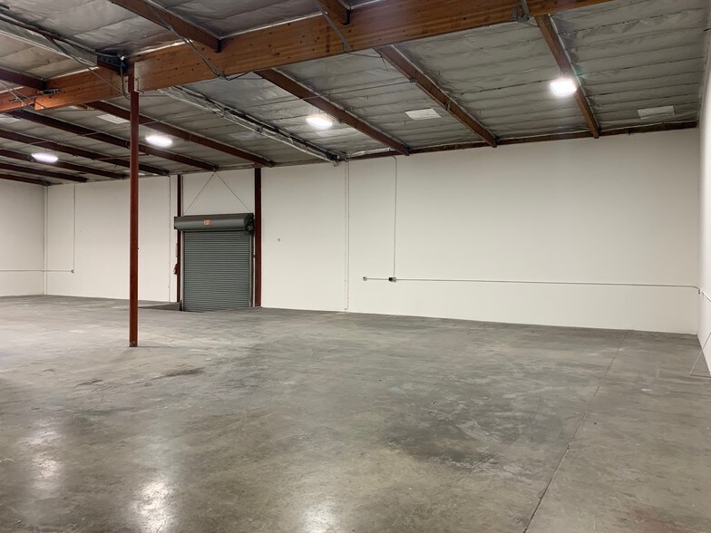 15610-15630 S Figueroa St, Gardena, CA à louer - Photo intérieure – Image 3 sur 28