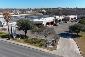 Plus de détails pour 8666 Huebner Rd, San Antonio, TX - Local d'activités à louer