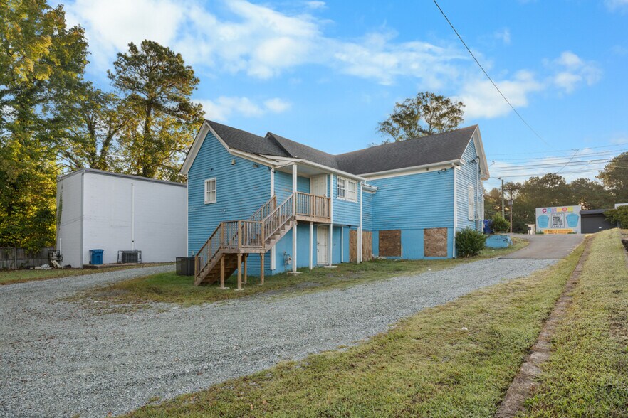 1900 Chapel Hill Rd, Durham, NC à vendre - Photo de l’immeuble – Image 3 sur 21