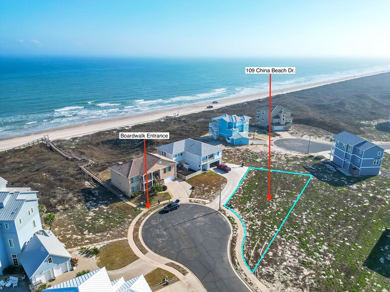 109 China Beach Dr, Port Aransas, TX à vendre - Aérien – Image 1 sur 18