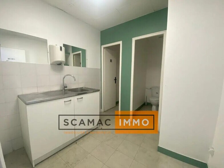 Bureau dans Marseille à vendre - Photo intérieure – Image 3 sur 9