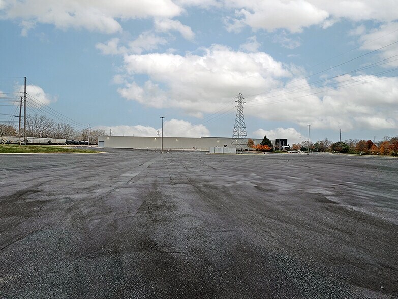1420 Discovery Pky, Alton, IL à louer - Photo de l’immeuble – Image 3 sur 9