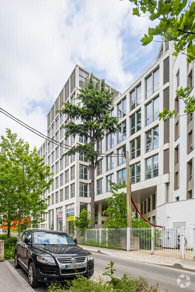 29-31 Rue Du Pilier, Aubervilliers à louer - Photo de l’immeuble – Image 3 sur 48