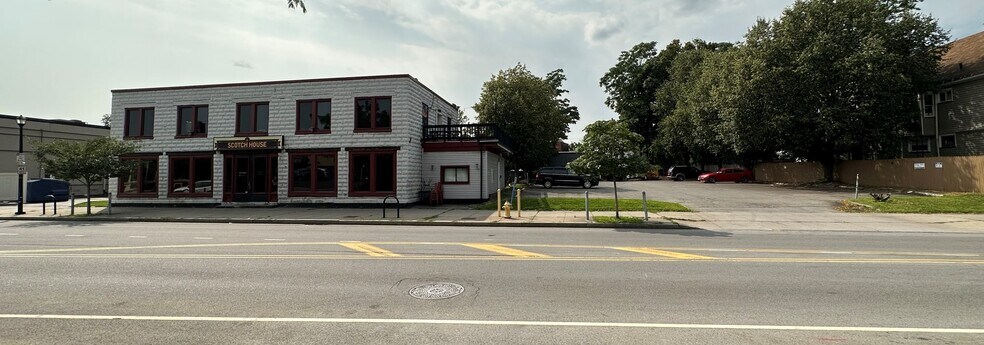 363 S Goodman St, Rochester, NY à vendre - Photo de l’immeuble – Image 3 sur 25