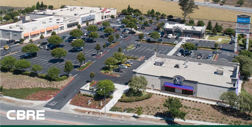 7150 Camino Arroyo Ave, Gilroy, CA à louer - Aérien – Image 2 sur 11