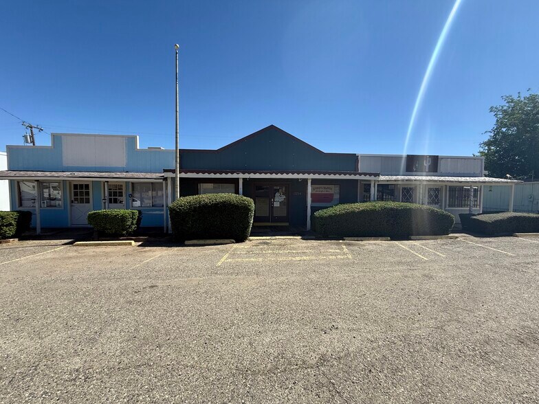 13284 E Central Ave, Mayer, AZ à louer - Photo de l’immeuble – Image 2 sur 14