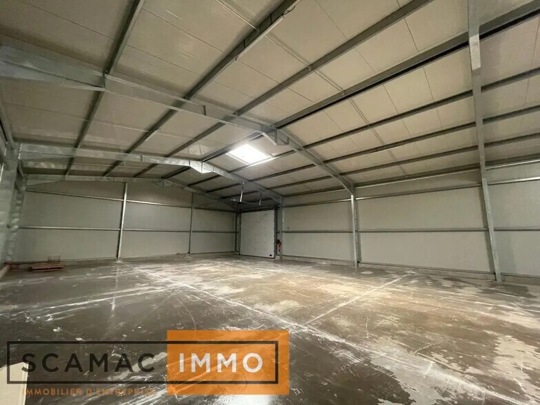 Industriel/Logistique dans ANGERVILLE à louer - Photo intérieure – Image 1 sur 10