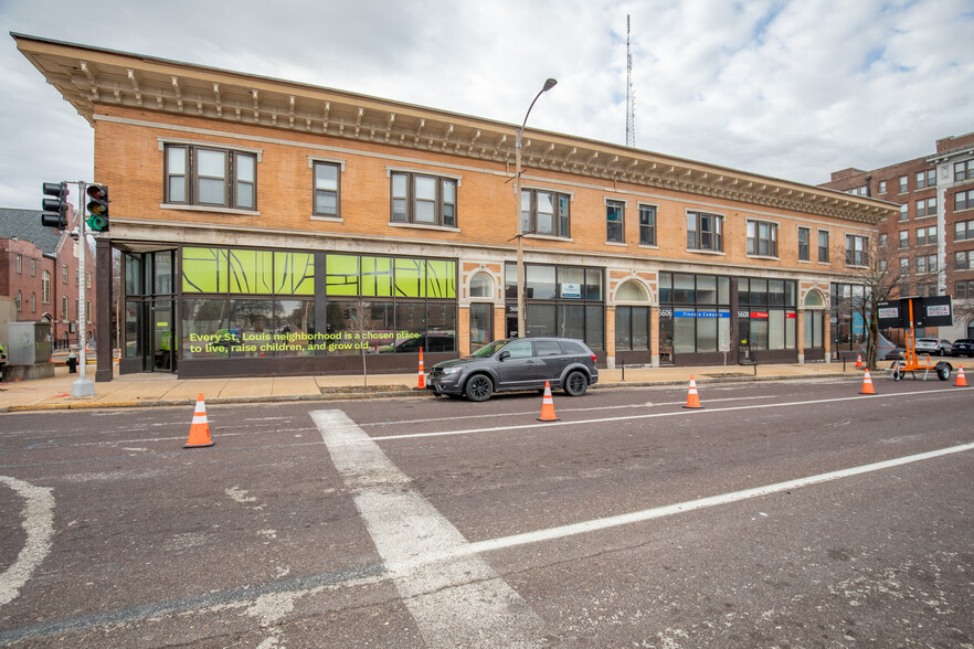 5600-5610 Delmar Blvd, Saint Louis, MO à louer - Photo de l’immeuble – Image 2 sur 6