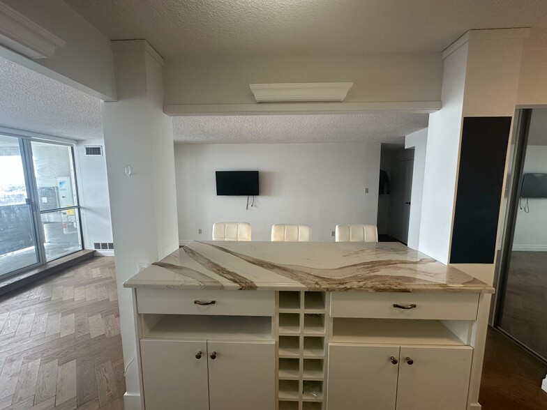 375 King St N, Waterloo, ON à vendre - Photo intérieure – Image 3 sur 31