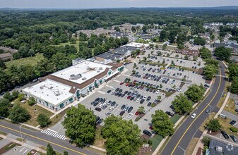 55 Welles St, Glastonbury, CT - VUE AÉRIENNE  vue de carte - Image1