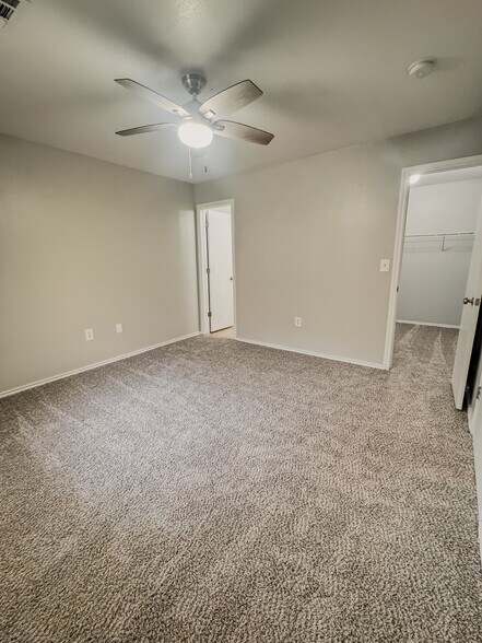 233 Alcoa Dr, Port Lavaca, TX à vendre - Photo intérieure – Image 3 sur 4
