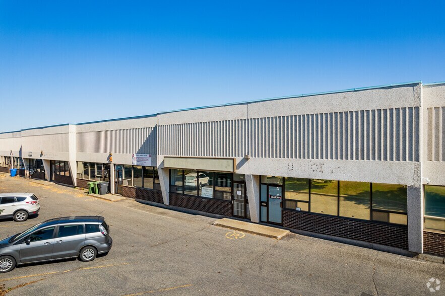 509-549 Av Lépine, Dorval, QC à louer - Photo de l’immeuble – Image 2 sur 5