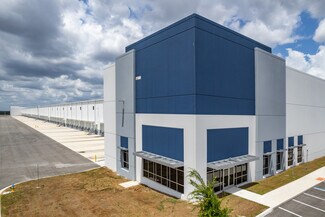 Plus de détails pour 7453 Republic Dr, Groveland, FL - Industriel/Logistique à vendre