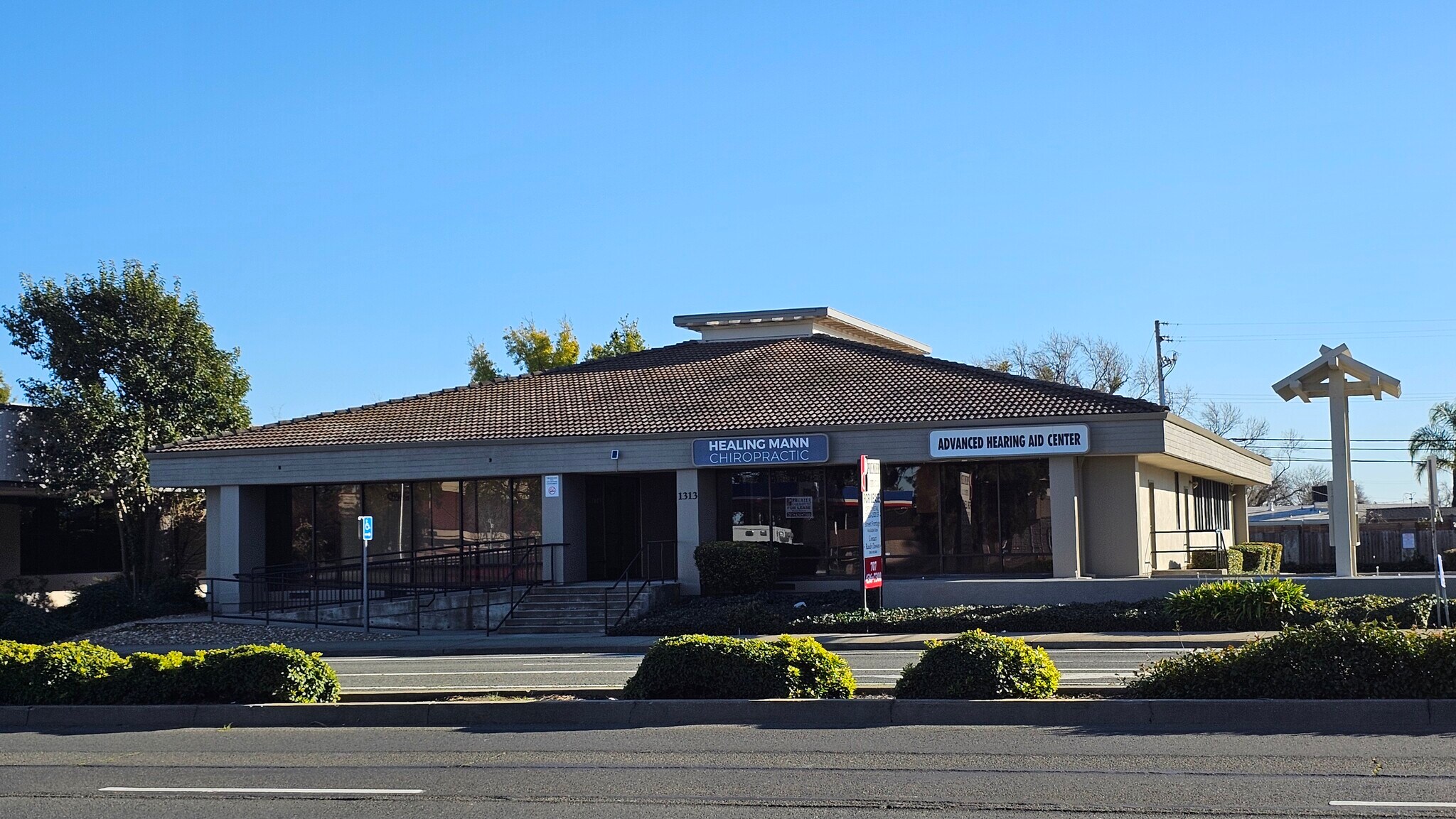 1313 Travis Blvd, Fairfield, CA à louer Photo de l’immeuble– Image 1 sur 21