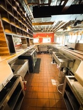 17900 San Ramon Valley Blvd, San Ramon, CA à louer Photo intérieure– Image 2 sur 46