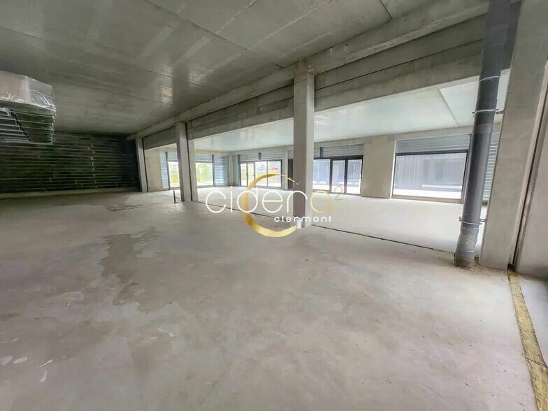Local commercial dans Clermont-Ferrand à louer - Photo de l’immeuble – Image 3 sur 10