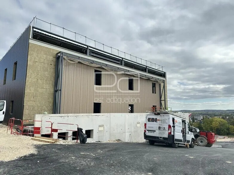 Local d'activités dans Ludres à vendre - Photo de l’immeuble – Image 2 sur 12