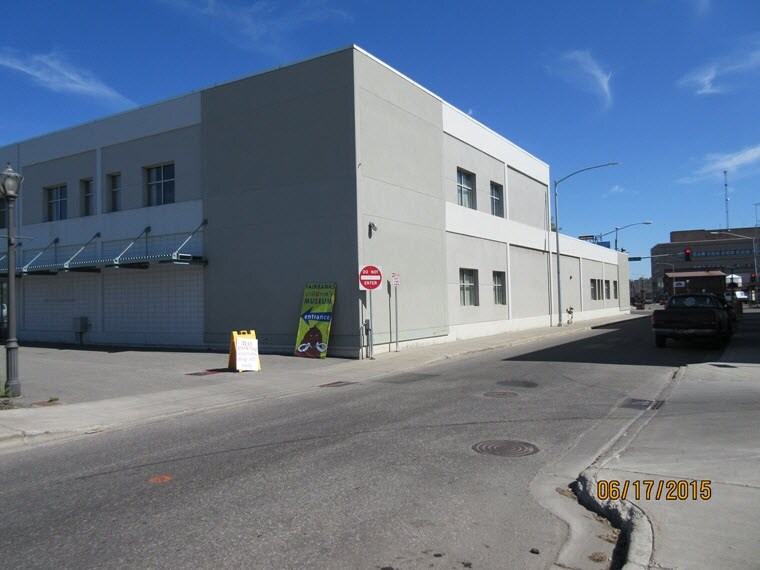 302 Cushman St, Fairbanks, AK à louer - Photo de l’immeuble – Image 2 sur 26