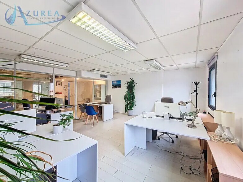 Bureau dans Cannes à louer - Photo intérieure – Image 1 sur 4