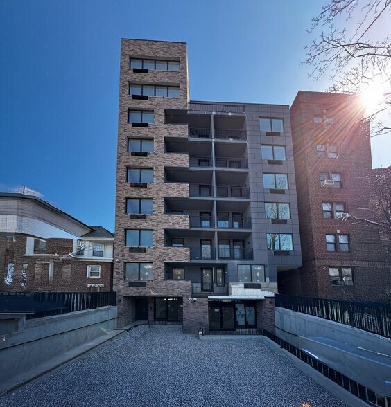 265 Ocean Pky, Brooklyn, NY à louer - Photo de l’immeuble – Image 1 sur 1