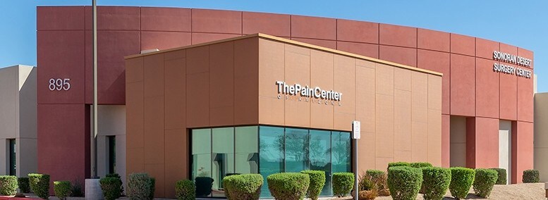 895 S Dobson Rd, Chandler, AZ à louer - Photo de l’immeuble – Image 1 sur 3