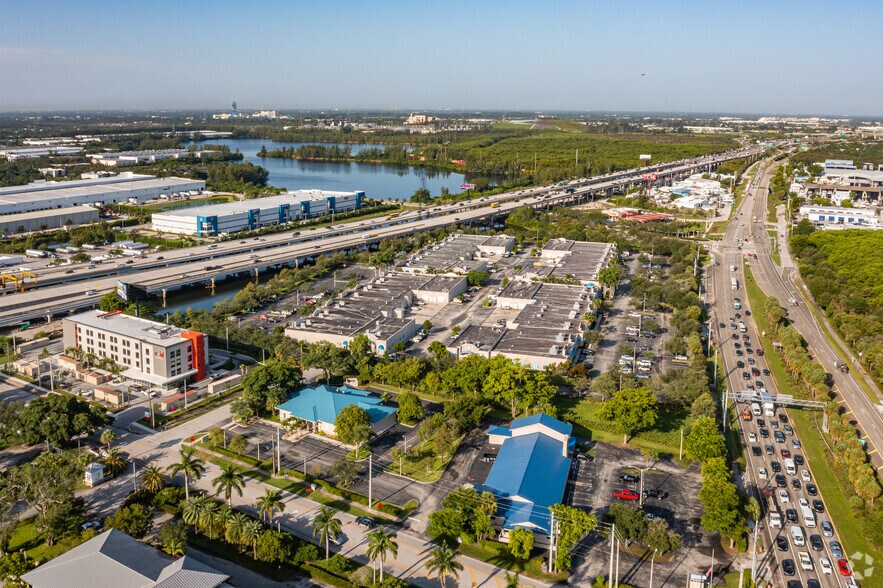 2800 W State Road 84, Fort Lauderdale, FL à louer - Aérien – Image 3 sur 81