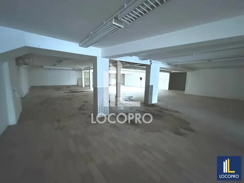 Local commercial dans Cannes à louer - Photo intérieure – Image 3 sur 6