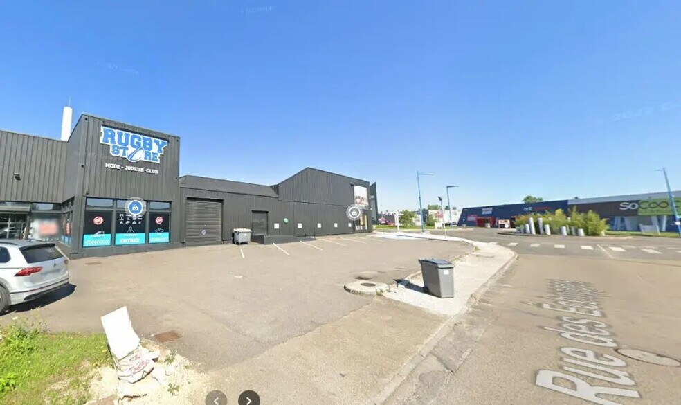 Local commercial dans Quetigny à louer - Photo de l’immeuble – Image 2 sur 3