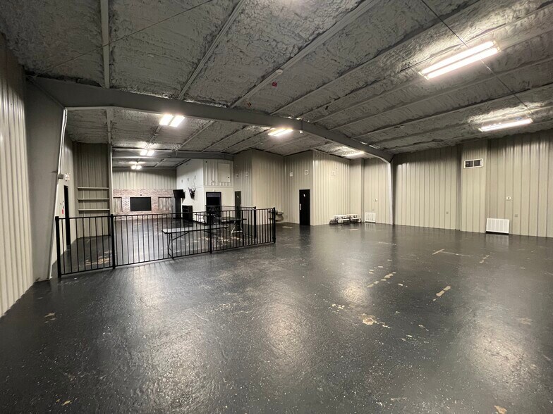 11799 Mansfield Rd, Keithville, LA à louer - Photo de l’immeuble – Image 3 sur 11