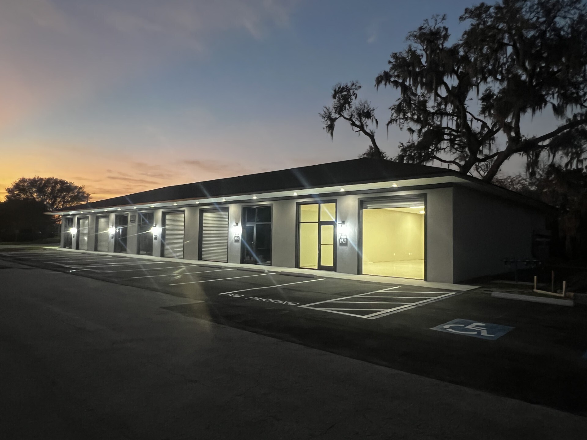 745 Tillman Pl, Plant City, FL à louer Photo de l’immeuble– Image 1 sur 23