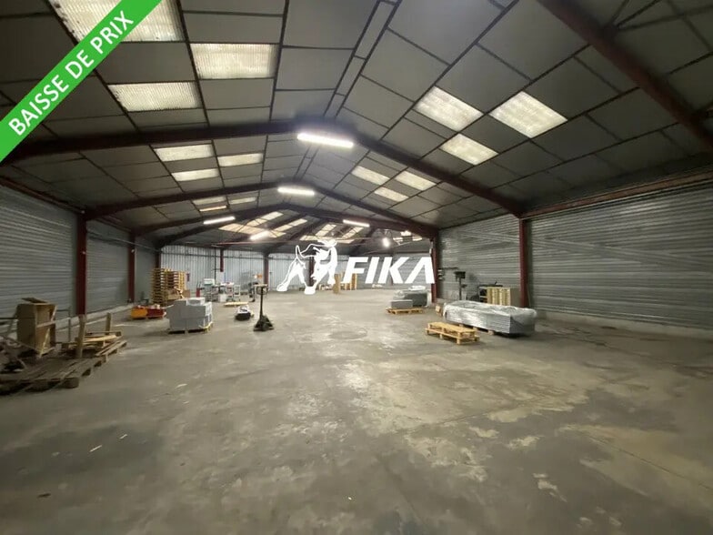 Local d'activités dans Pins-Justaret à vendre - Photo de l’immeuble – Image 2 sur 6