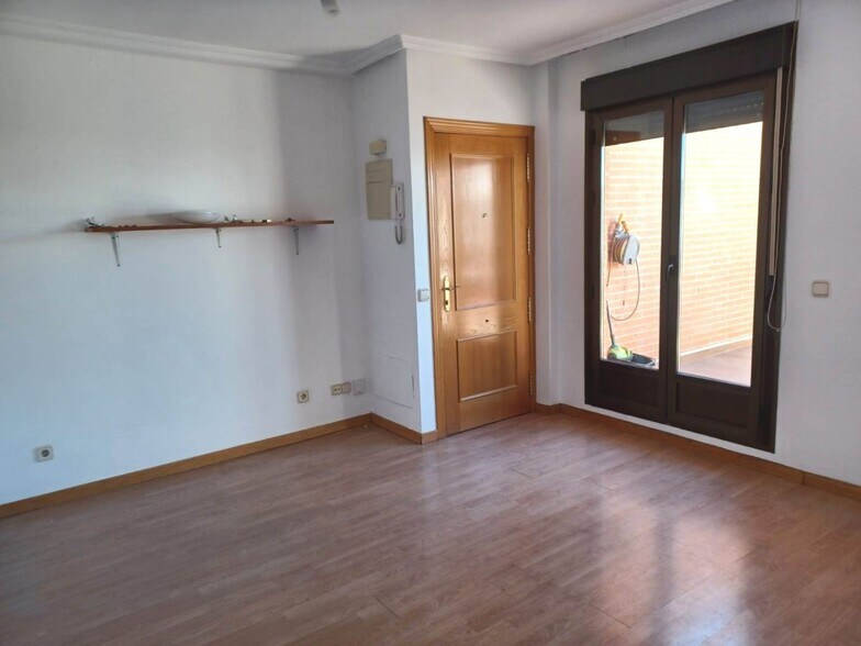 Immeuble residentiel dans Madrid, Madrid à vendre - Photo intérieure – Image 3 sur 11