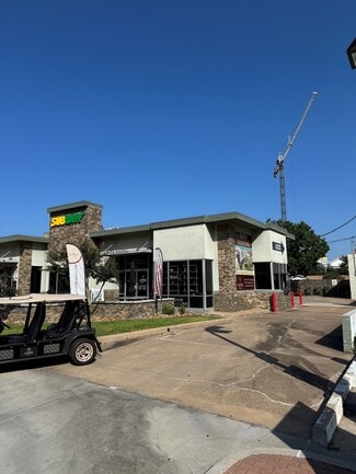 Plus de détails pour 601 University Dr, College Station, TX - Local commercial à louer