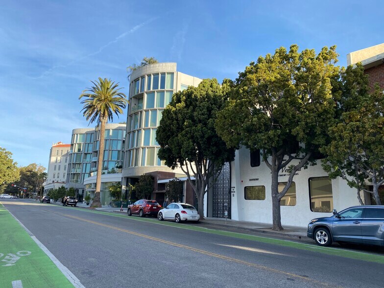 1243 7th St, Santa Monica, CA à louer - Photo de l’immeuble – Image 3 sur 13