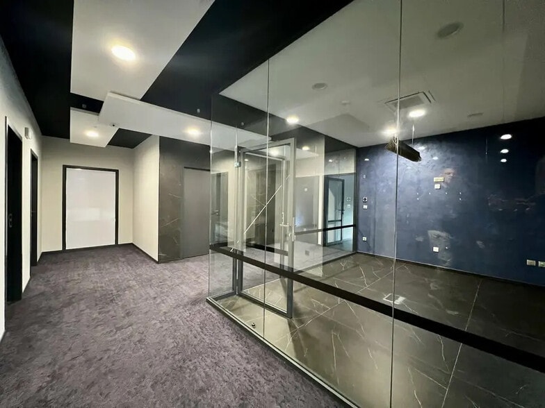 Bureau dans Beauvais à louer - Photo intérieure – Image 2 sur 8