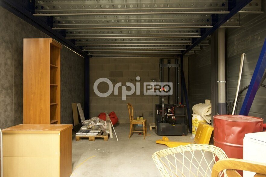 43 Rue Joliot-Curie, Mions à vendre - Photo de l’immeuble – Image 3 sur 8
