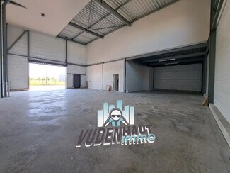 Plus de détails pour Local d'activités à louer