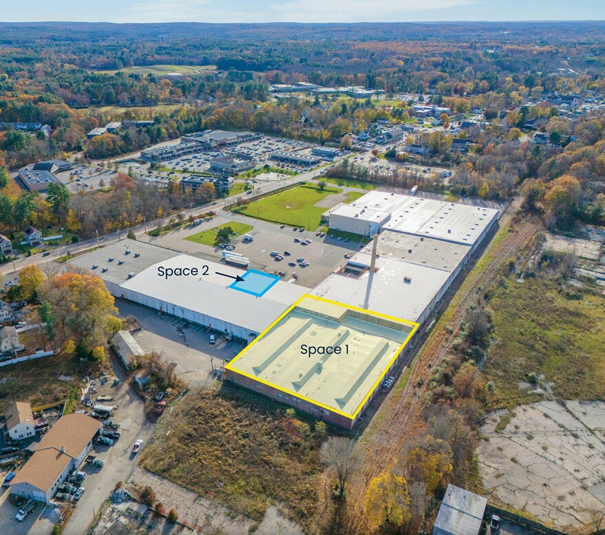 725 Main St, Millis-Clicquot, MA à louer Photo de l’immeuble– Image 1 sur 10