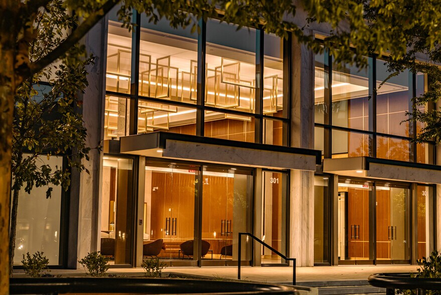 301 N Main St, Greenville, SC à louer - Photo de l’immeuble – Image 2 sur 7
