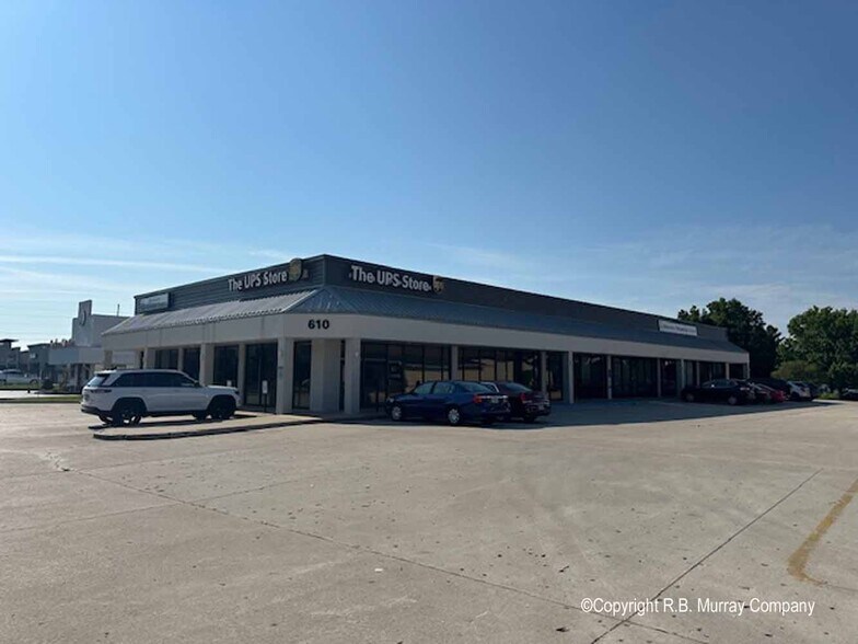 610 E Battlefield St, Springfield, MO à louer - Photo de l’immeuble – Image 1 sur 12
