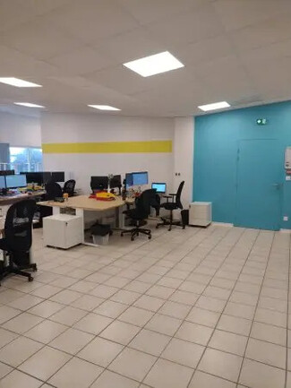 Plus de détails pour Bureau à louer