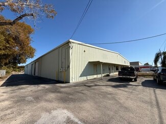 Plus de détails pour 2130 Andrea Ln, Fort Myers, FL - Industriel/Logistique à louer