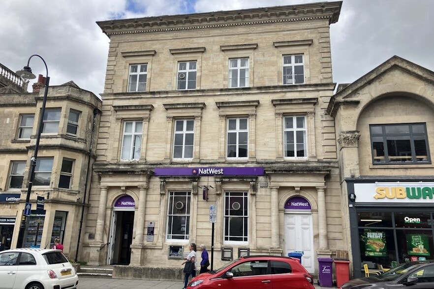 62 Fore St, Trowbridge à vendre - Photo principale – Image 1 sur 3