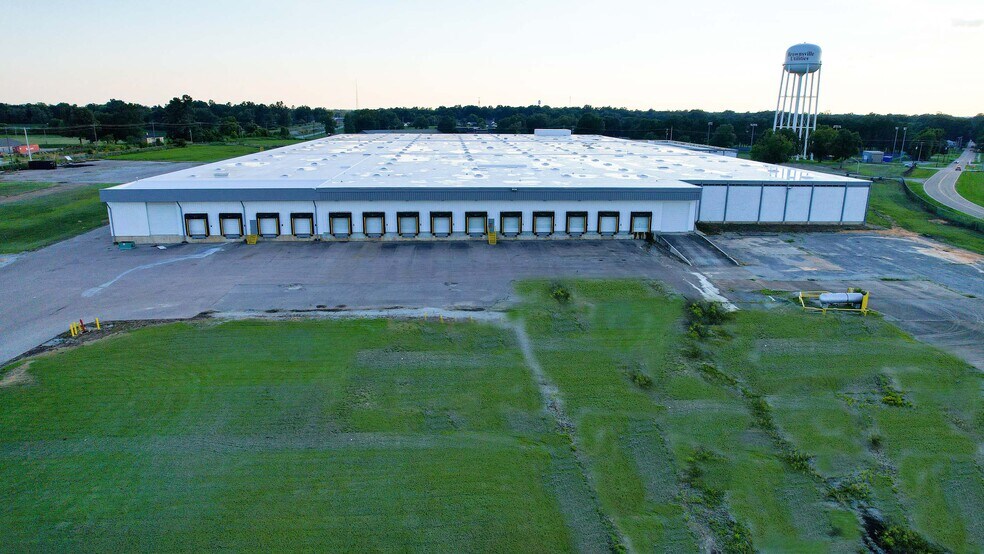 2000 Tamm St, Brownsville, TN à louer - Photo de l’immeuble – Image 3 sur 4