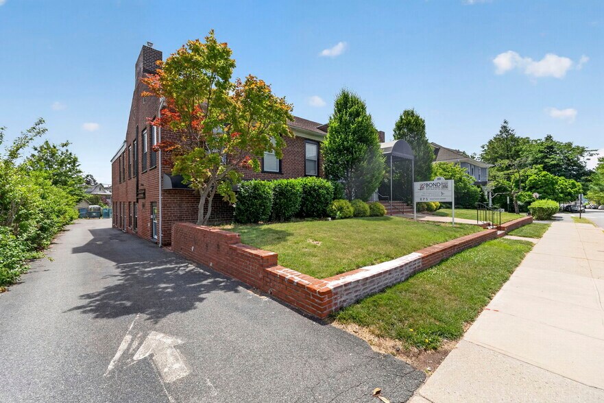 89 Valley Rd, Montclair, NJ à vendre - Photo de l’immeuble – Image 3 sur 59