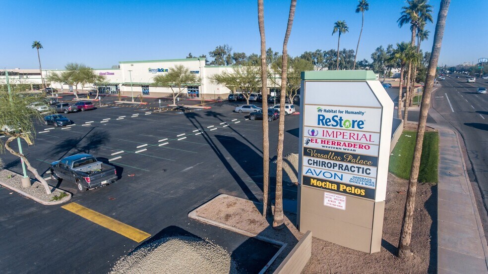 4344 W Indian School Rd, Phoenix, AZ à louer - Photo de l’immeuble – Image 2 sur 6