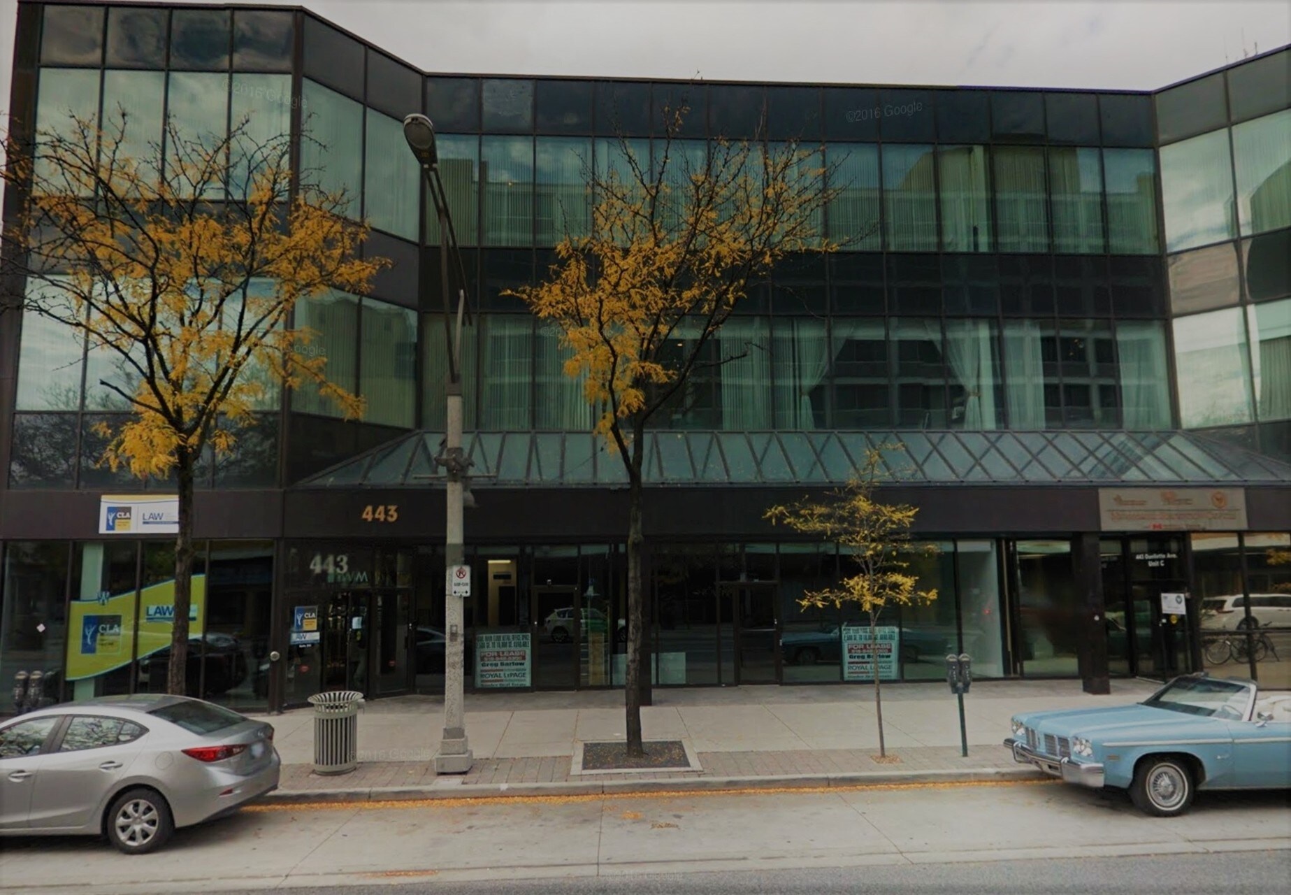 443 Ouellette Ave, Windsor, ON à louer Photo principale– Image 1 sur 16