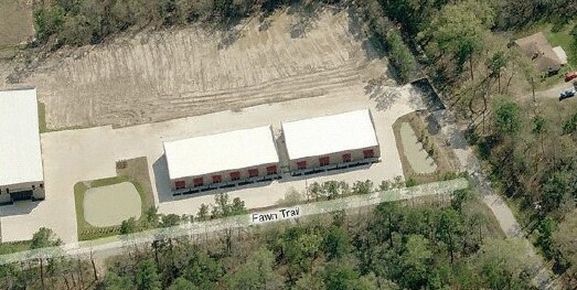 8750 Fawn Trl, Conroe, TX à louer - Photo de l’immeuble – Image 3 sur 7